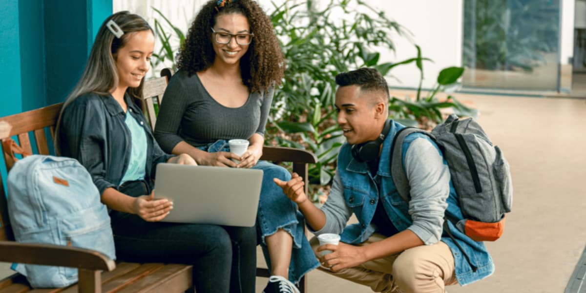 Las universidades no solo forman para el empleo: también preservan lo humano en la era de la IA