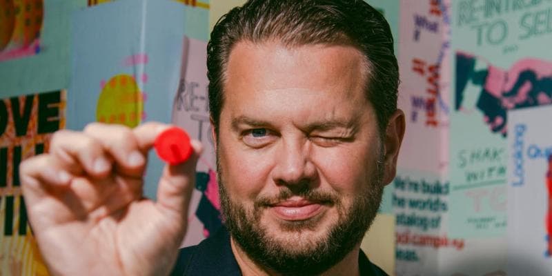 CEO de Pinterest propone prohibir redes a menores de 16