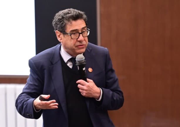 El Nobel de Economía Philippe Aghion pide reforma educativa ante el avance de la IA